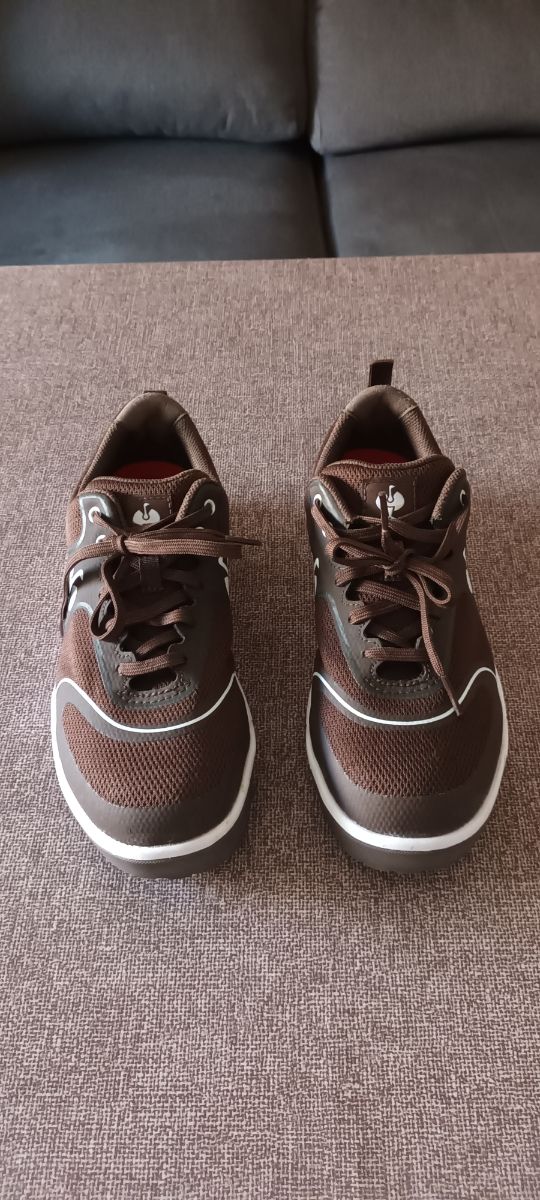 Zapatillas de seguridad,  marrones unisex nº 38.