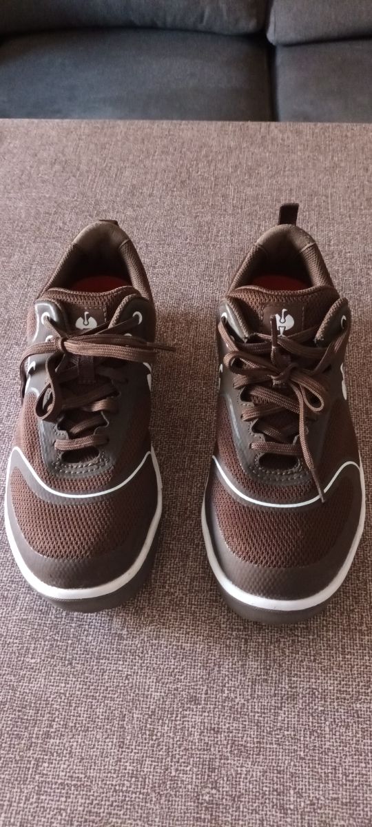 Zapatillas de seguridad,  marrones unisex nº 38.