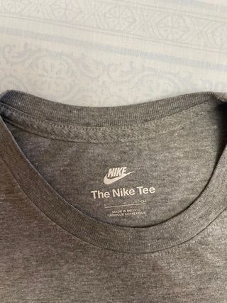 Camiseta Nike gris - Talla S