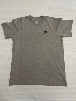 Camiseta Nike gris - Talla S