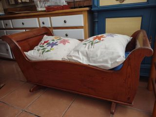 Cuna moisés madera pino gallego