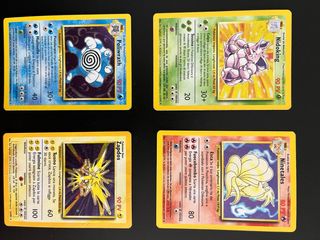Carte Pokémon Base: Set Incompleto