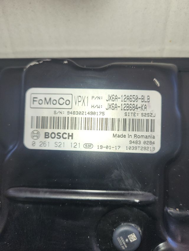 Centralita motor JX6A-12A650-BLB