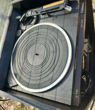Giradischi Technics con mobiletto stereo