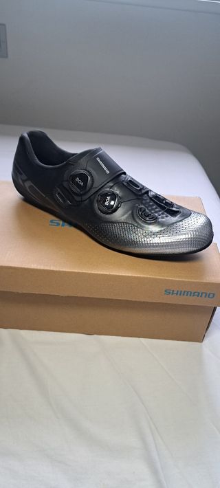 Scarpe Shimano DynaLast 46
Colore nero argentato
