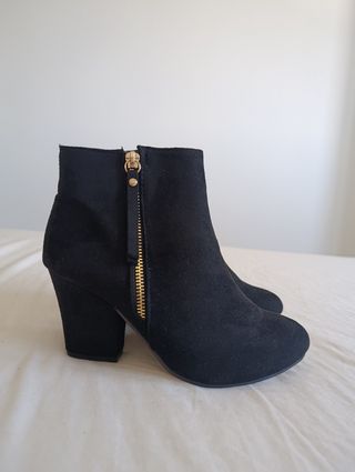Botines talla 39