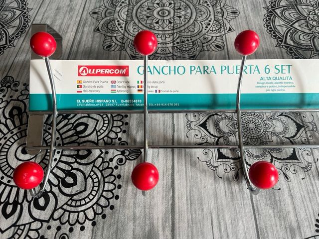 Perchero puerta 6 ganchos rojo y azul