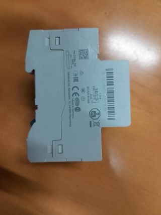 2x Interruptor Siemens 5SV4 25A