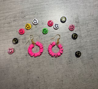 Orecchini a Cerchio Rosa