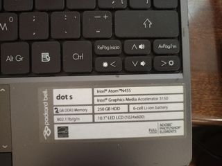 Portátil Packard Bell Mini Modelo PAV80