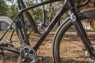 Scott Addict Contessa:Bicicleta y llantas Carbono
