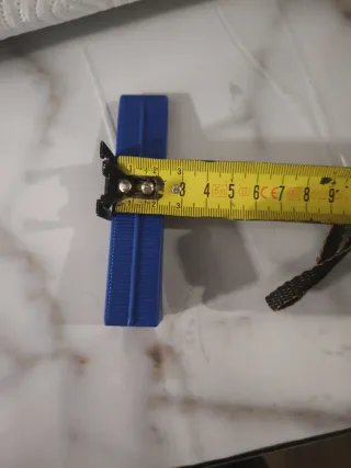 Cuñas y calzos alicatado