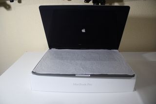 MacBook Pro 15" TouchBar/Touch ID Gris