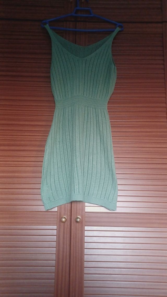 Vestido verde tejido calado