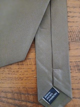 Cravatta militare,originale E.I,nuova