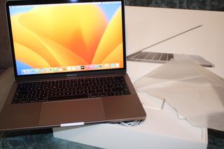 MacBook Pro 13" Gris Plata