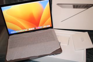 MacBook Pro 13" Gris Plata