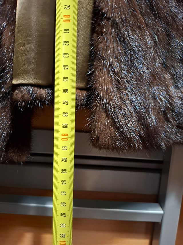 Abrigo corto tipo  V.Y.S..O. N.  marrón