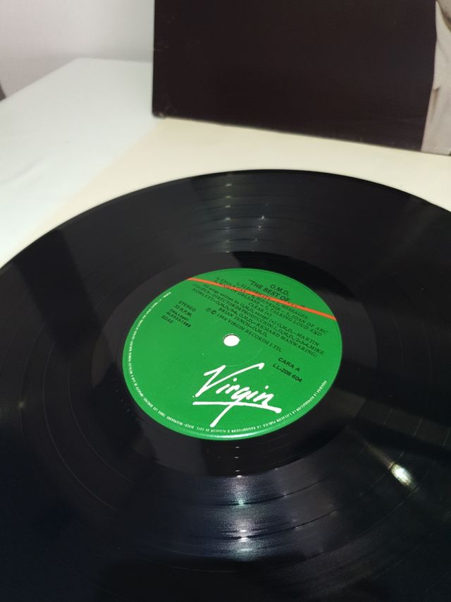 2 LPs Orchestral Manoeuvres