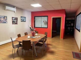 Nave industrial en venta en Sant Esteve Sesrovires