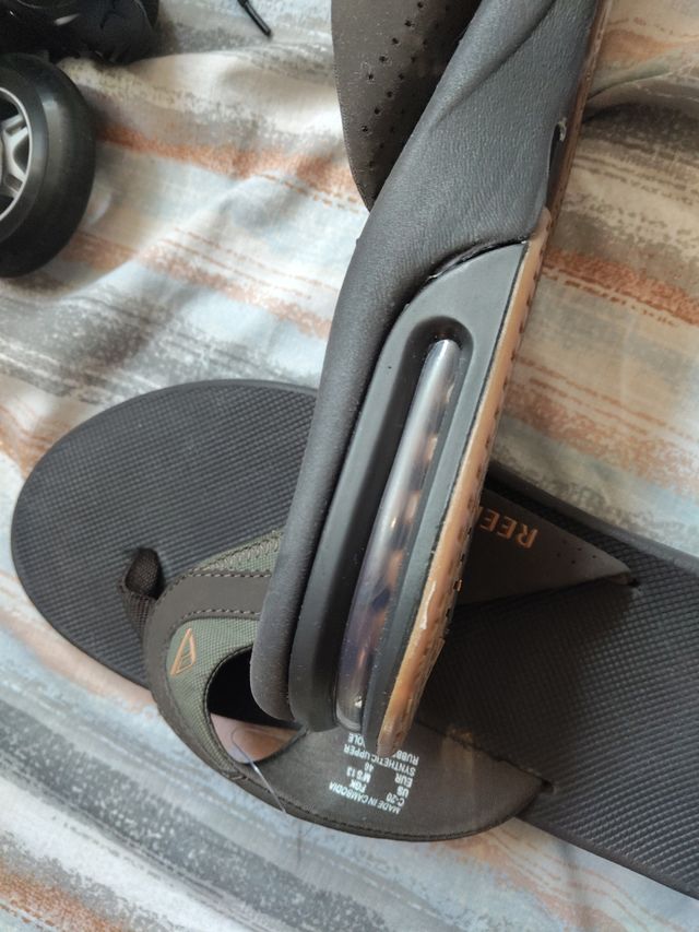 Sandalias REEF marrón-verde