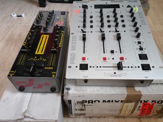 Mesas de mezclas Behringer DX500 + Maquedine Mag20
