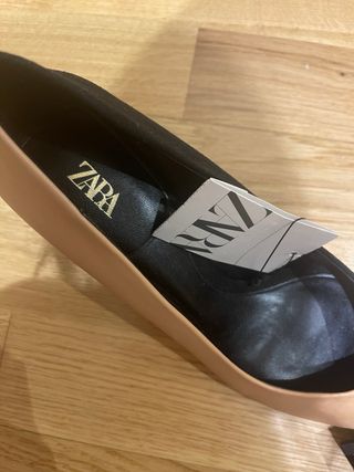 Zapatos Zara tacón beige-negro 38