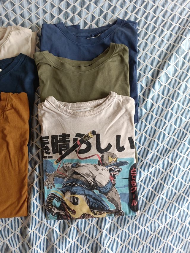 LOTE O POR SEPARADO
 Camisetas Lefties 13-14 años