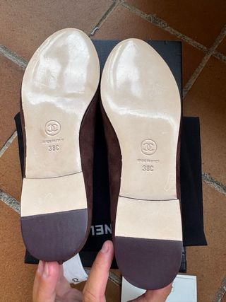 Bailarinas Chanel ante marrón-burdeos