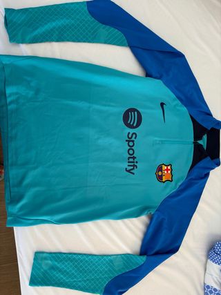 Sudadera FC Barcelona entrenamiento. marca Nike