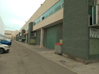 Nave industrial en venta en San Andrés en Madrid