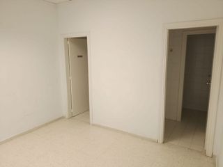 Nave industrial en venta en San Andrés en Madrid
