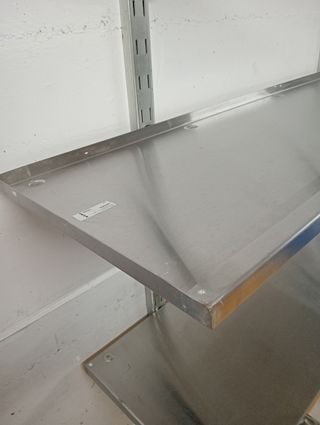 Balda de acero inoxidable udada.