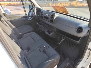 Mercedes-Benz Sprinter 2021
