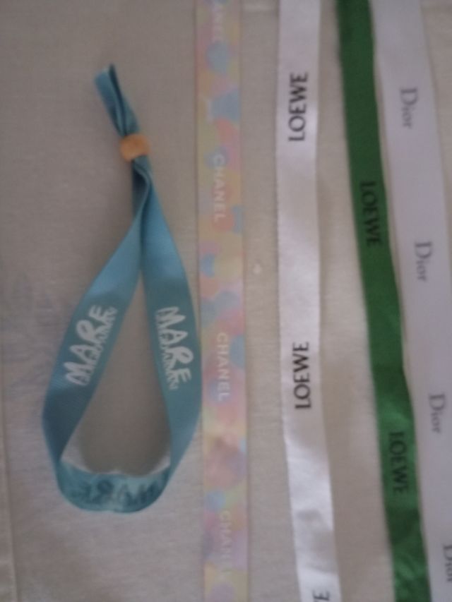 Cintas Loewe, Dior, Chanel