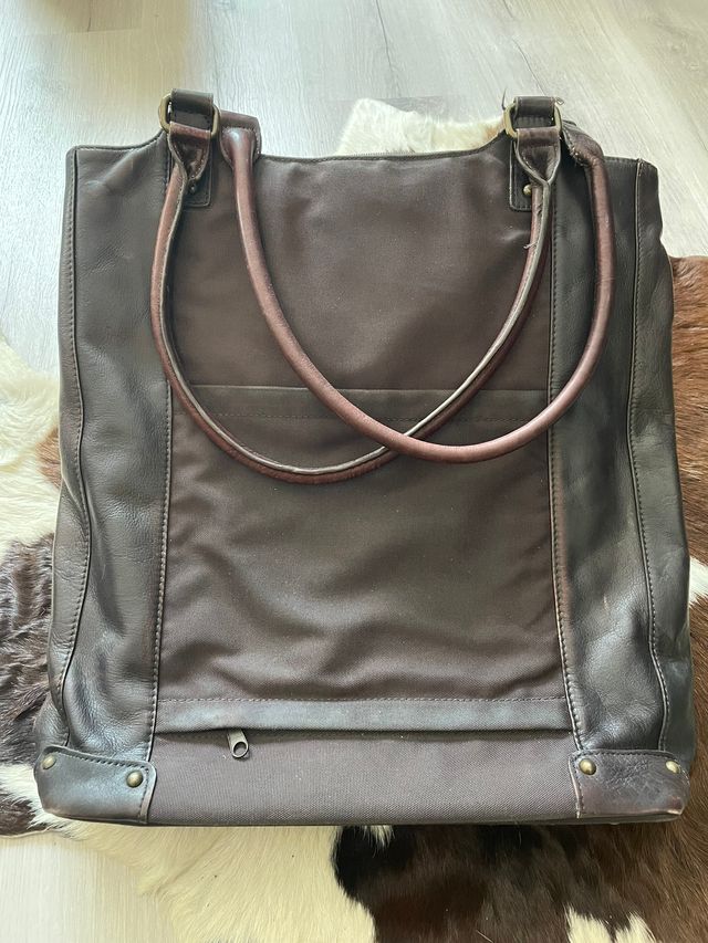 Bolsa para portátil HP marrón exterior