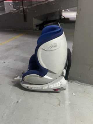 Silla giratoria Römer coche