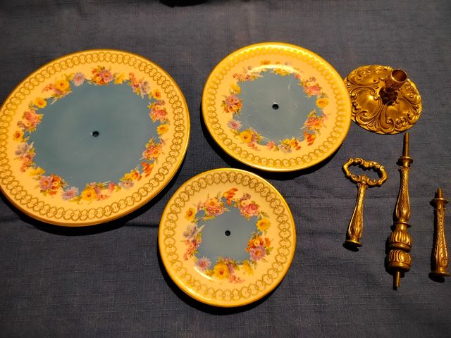 Alzata 3 piani | Porcellana e metallo