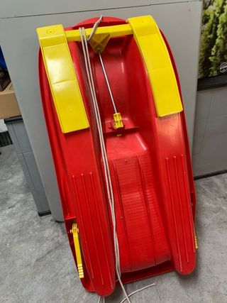 Trineo infantil con volante