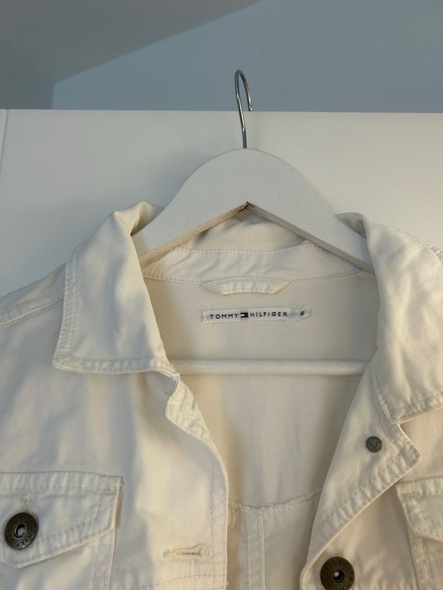 Chaqueta vaquera Tommy Hilfiger blanca