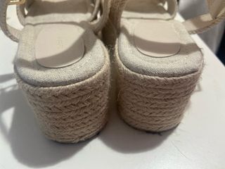 Sandalias esparto beige