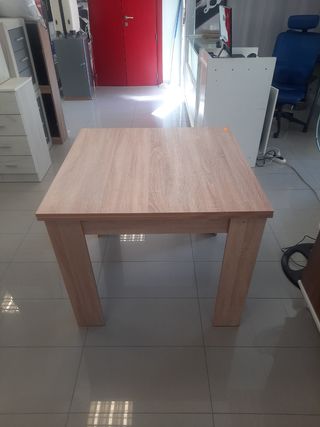 Mesa extensible de madera - beige