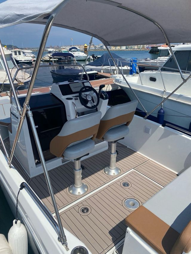 Barco Beneteau Flyer 6 Sundeck