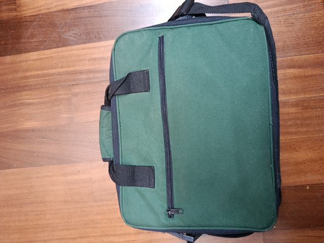 Custodia PC portatile ( Marca Crown )