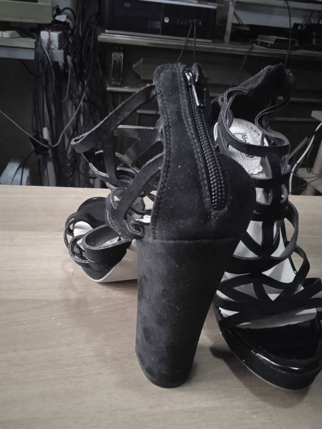 Sandali neri Formula Joven 38