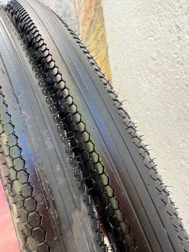 Cubiertas/ neumaticos Gravel 700x35c