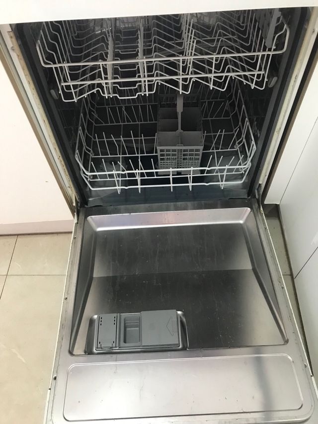 Lavavajillas Balay. leer bien