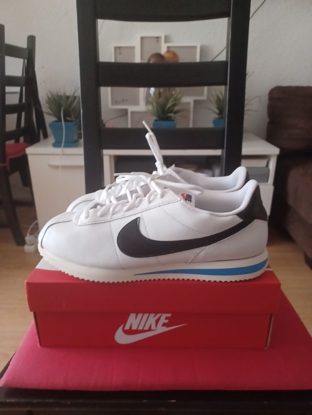 Nike original blanco y negro 44.5 no vienen en su