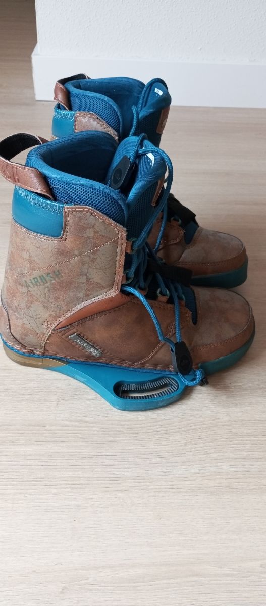 Botas airush reefer 41-42