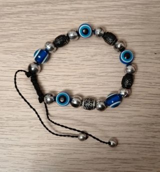 2 pulseras de bisutería. Amuletos de Turquía.